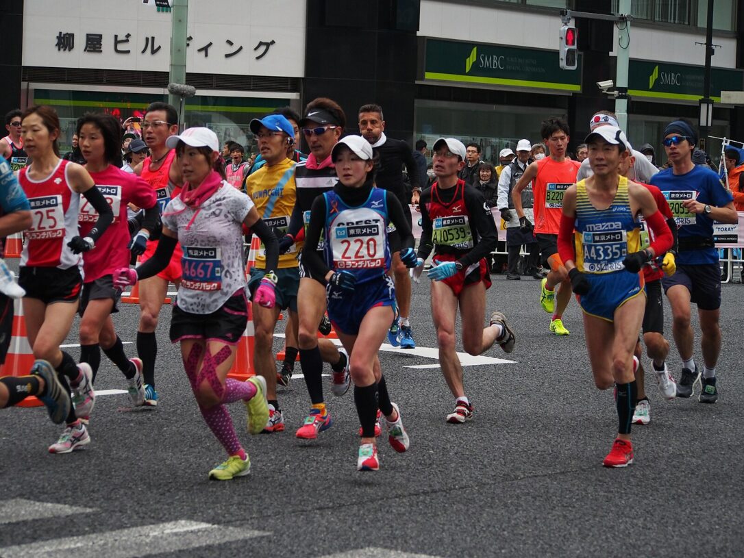 2015 Tokyo Marathon - Japanese runners Photo: nakashi from Ichikawa, Chiba, JAPAN (Wikimedia)